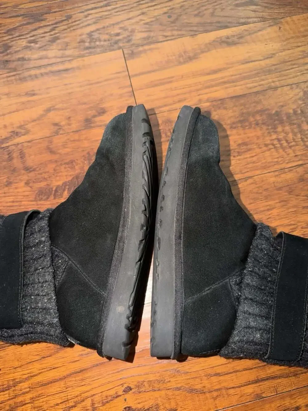 UGG Australia Cambridge Black Suede and Knit Cuff Boots